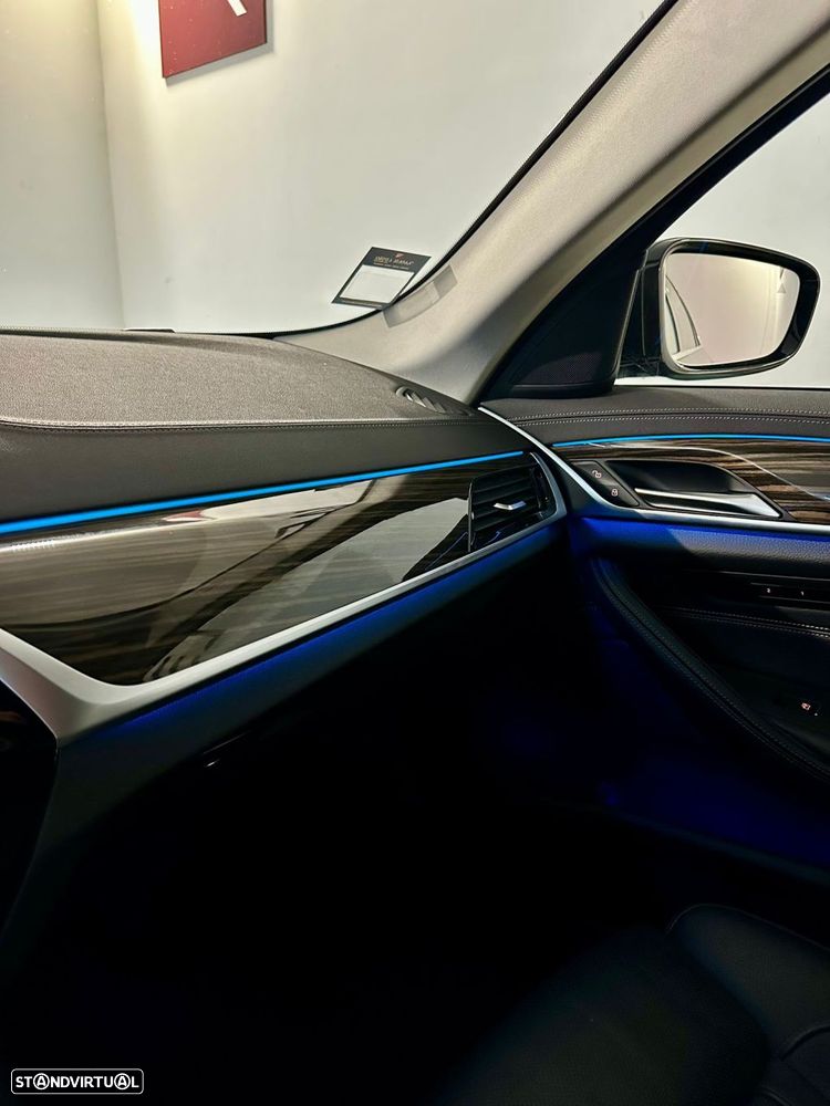 BMW 530 e Line Luxury - 41