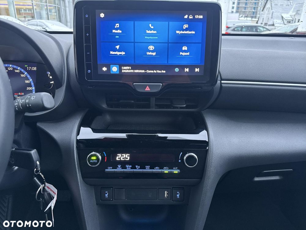 Toyota Yaris Cross Hybrid 1.5 Comfort - 22