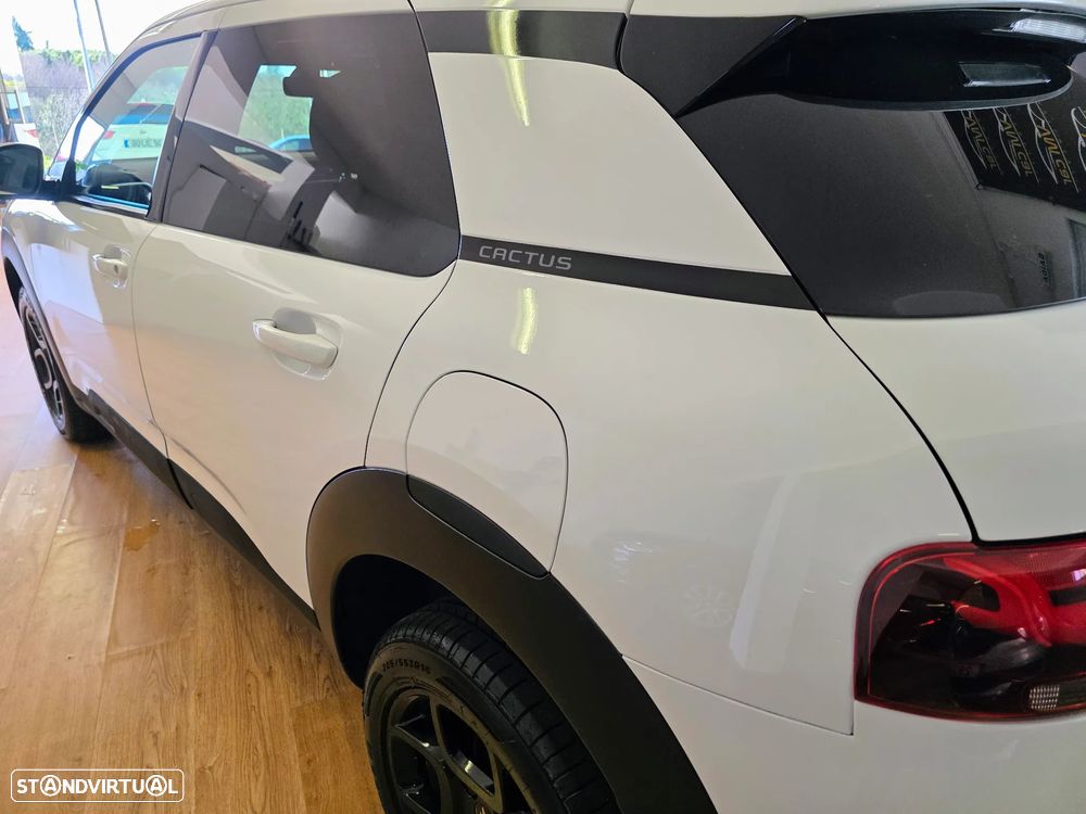 Citroën C4 Cactus 1.2 PureTech Shine EAT6 - 21