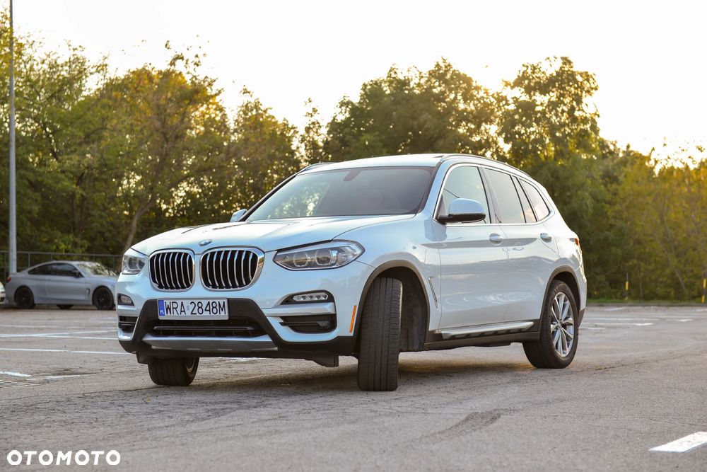 BMW X3 2018 photo 2