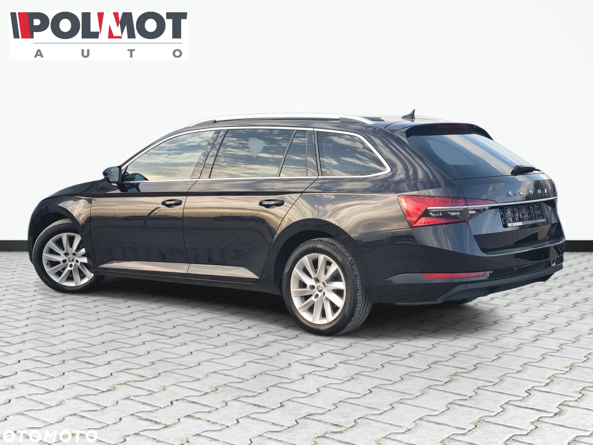 Skoda Superb 2.0 TDI SCR Style DSG - 4