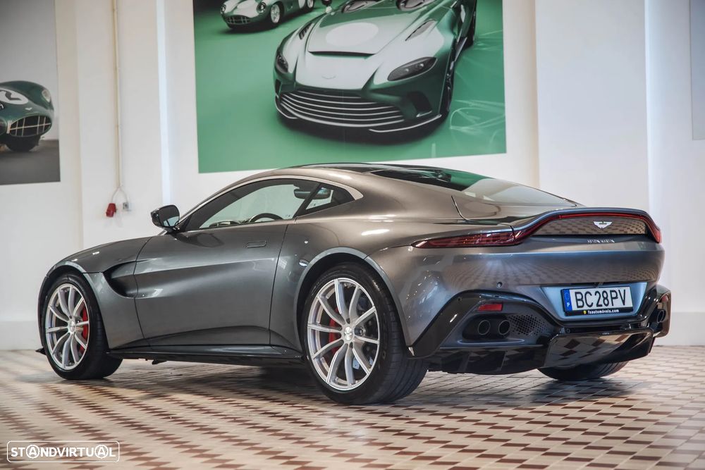 Aston Martin Vantage Coupe V8 - 4