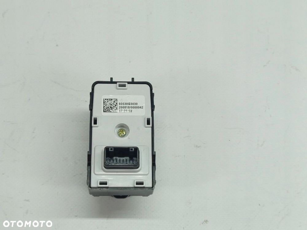 Przełącznik lusterek Przód strona lewa Hyundai i30 III 93530G3030 - 4