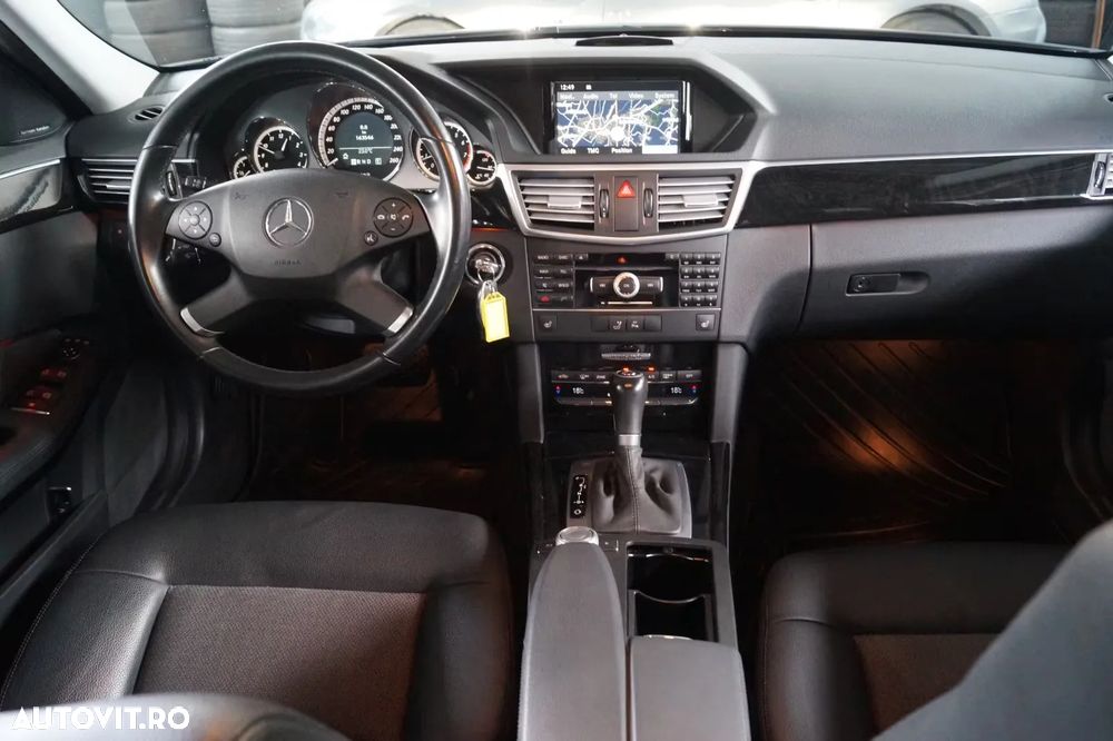 Mercedes-Benz E 250 CGI BlueEfficiency Automatik - 11