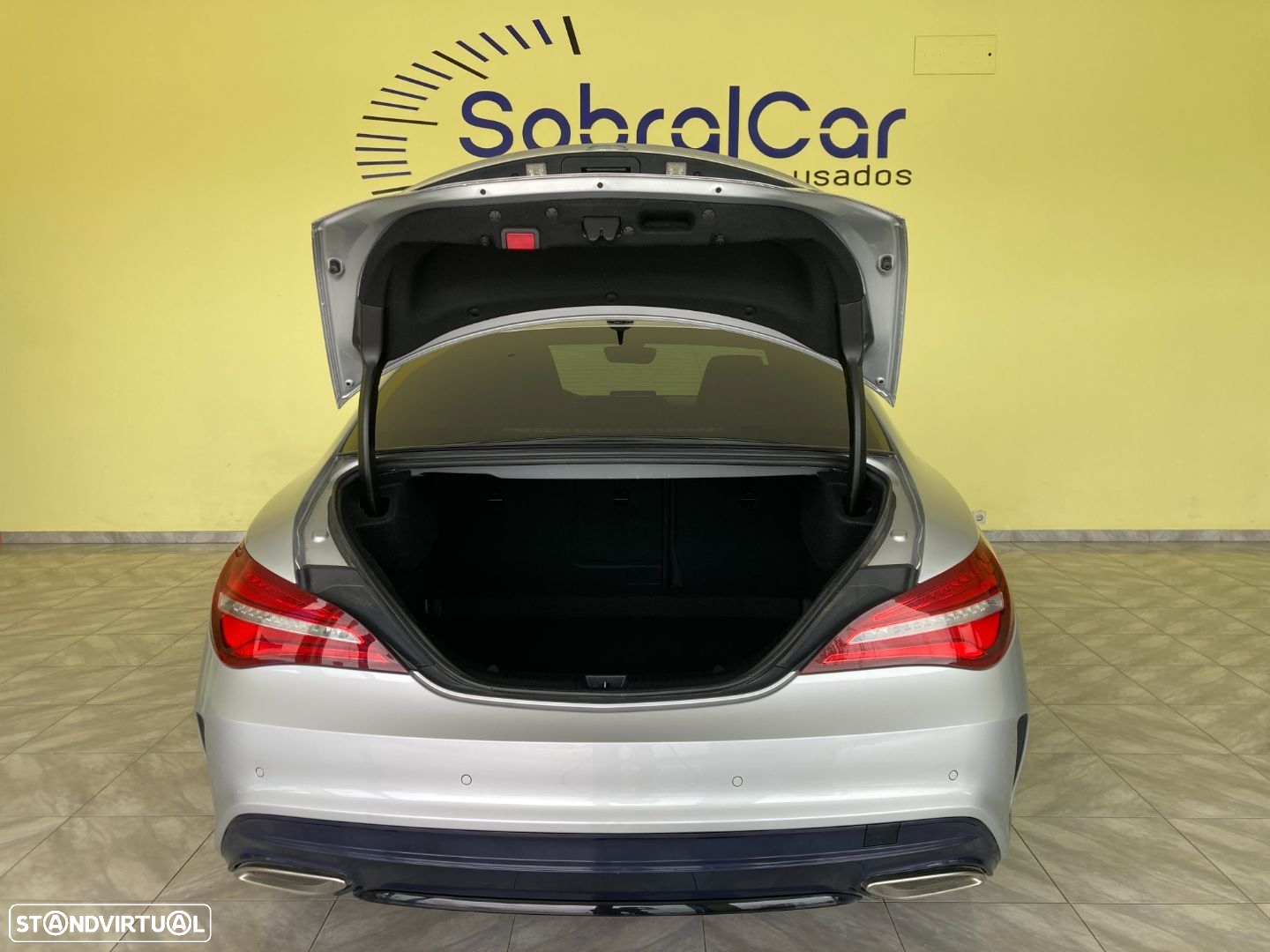 Mercedes-Benz CLA 180 d AMG Line - 35