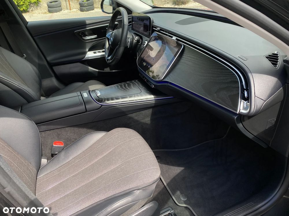Mercedes-Benz Klasa E 220 d mHEV Avantgarde 9G-Tronic - 10