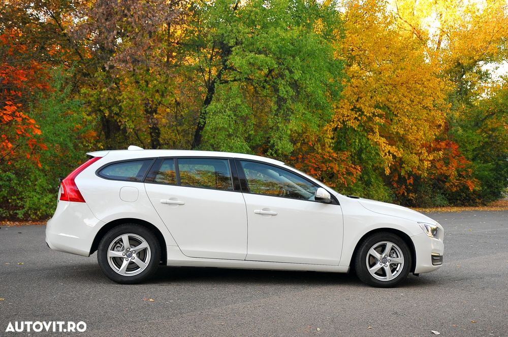 Volvo V60 D2 Kinetic - 8