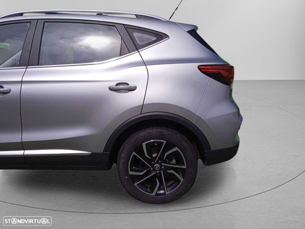 MG ZS - 6