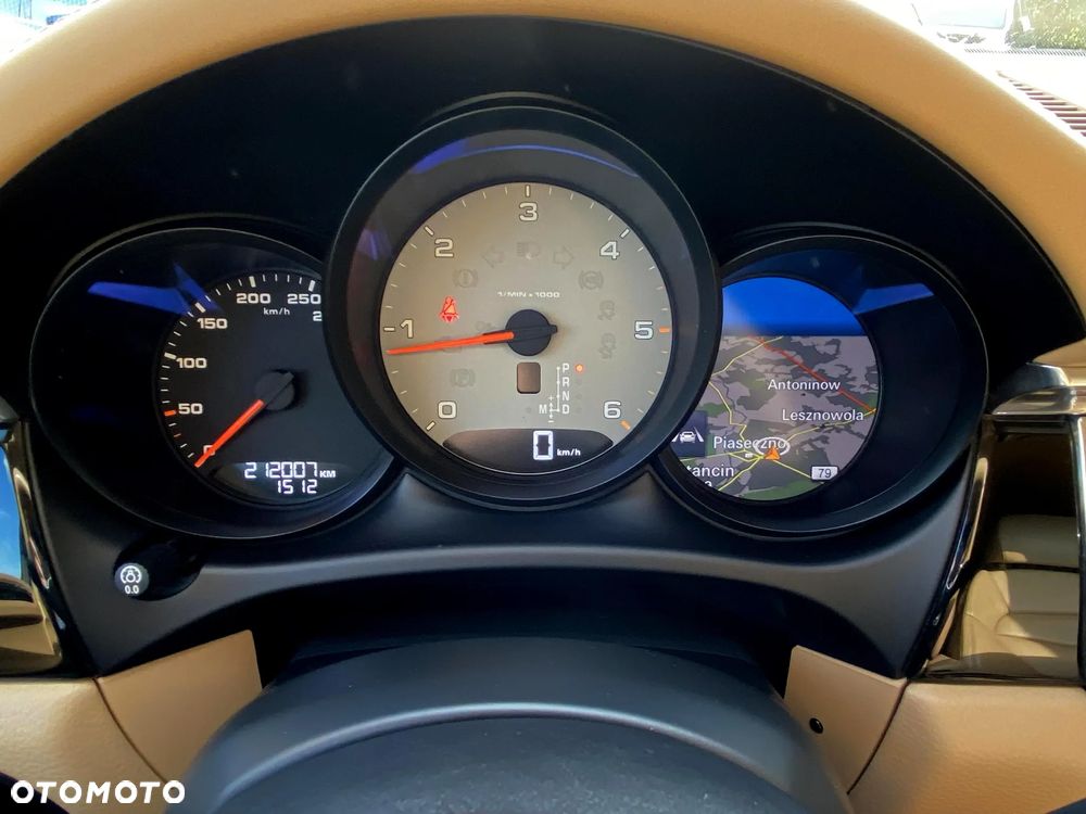 Porsche Macan S PDK - 35