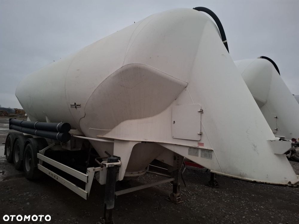 Spitzer Spitzer Feldbinder 37m3 2007rok - 4