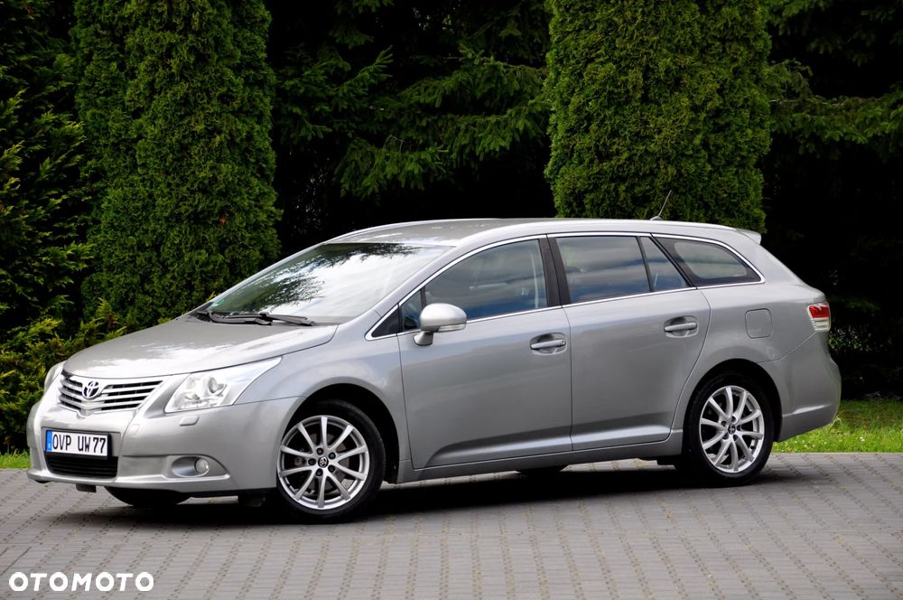 Toyota Avensis 1.8 Premium - 3
