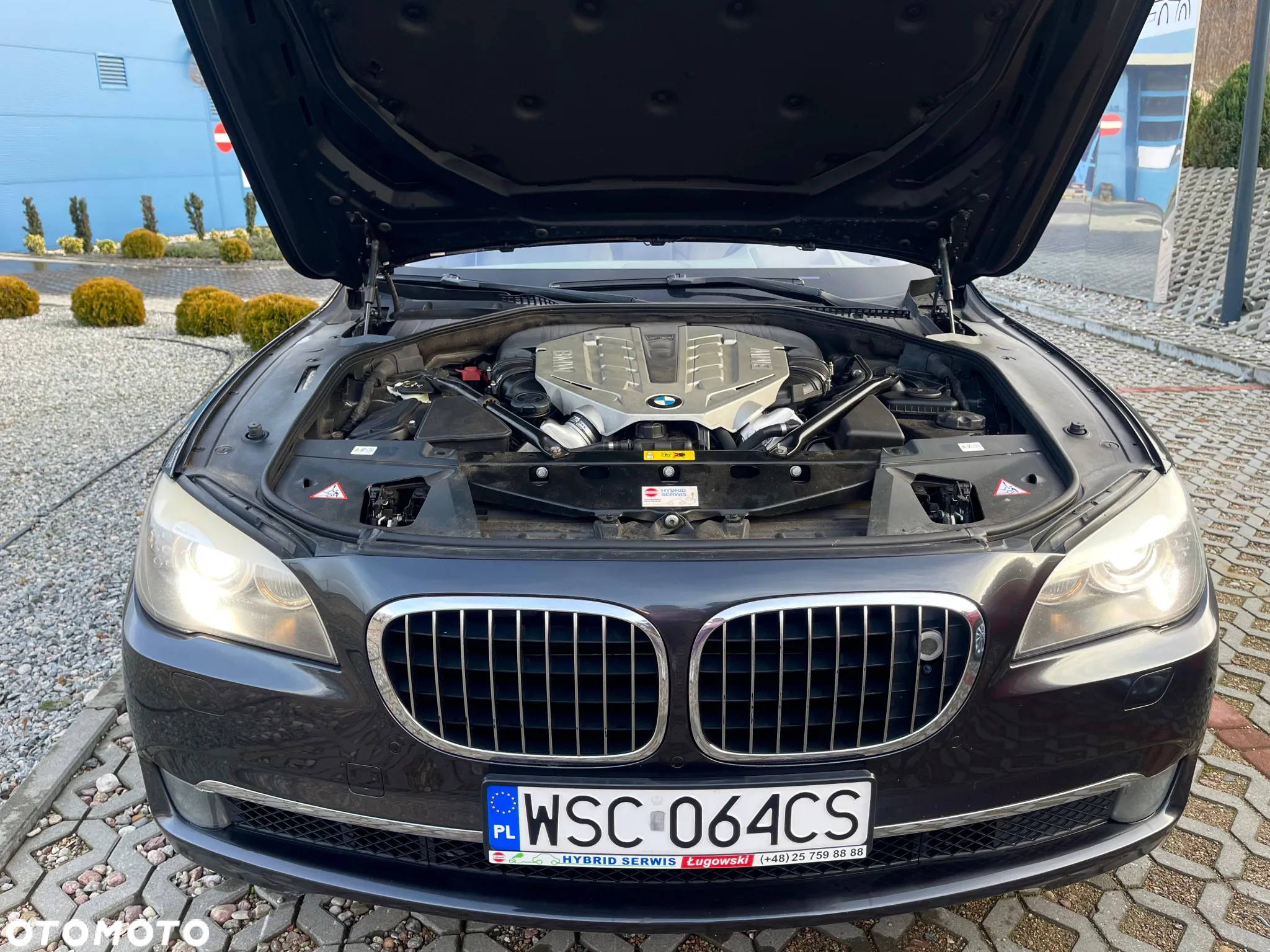 BMW Seria 7 750Li - 30