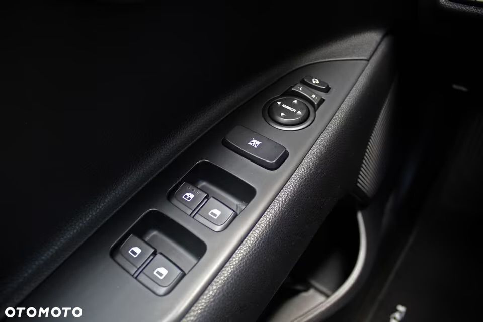 Kia Rio 1.4 Business Line - 10