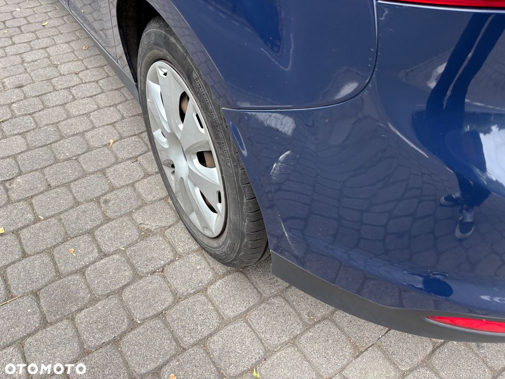 Ford Focus Hatchback 11-14 - 7