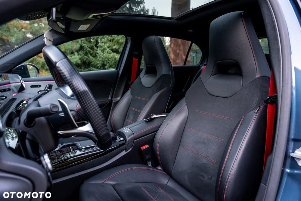 Mercedes-Benz Klasa A 35 AMG 4-Matic 7G-DCT - 22