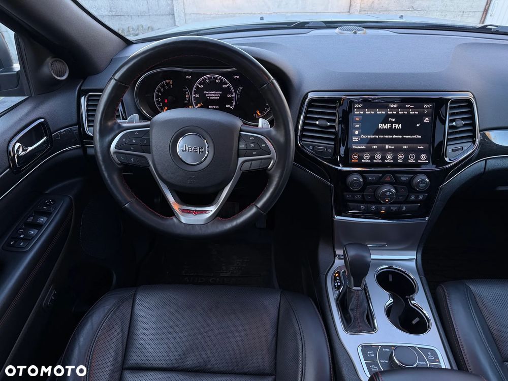 Jeep Grand Cherokee - 19
