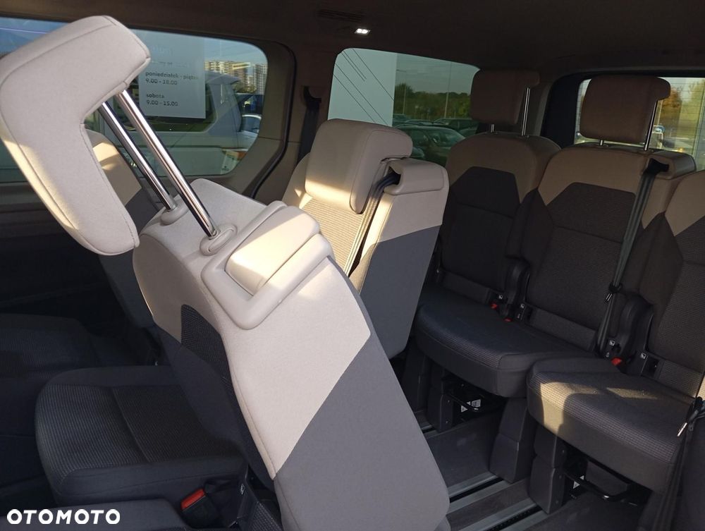 Volkswagen Multivan - 18