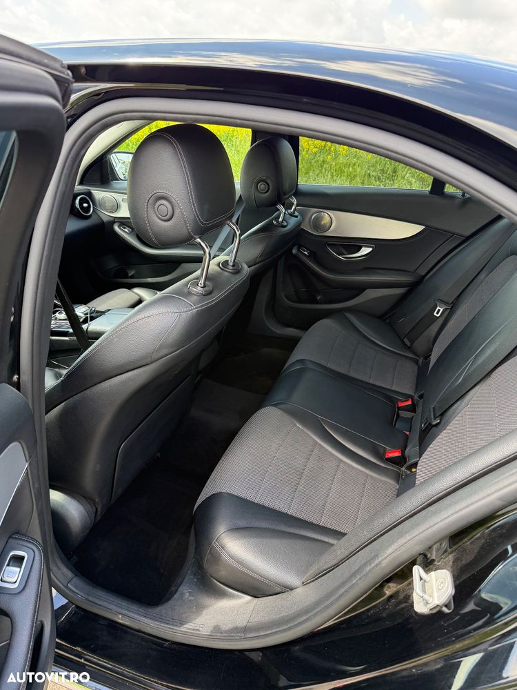 Mercedes-Benz C - 15