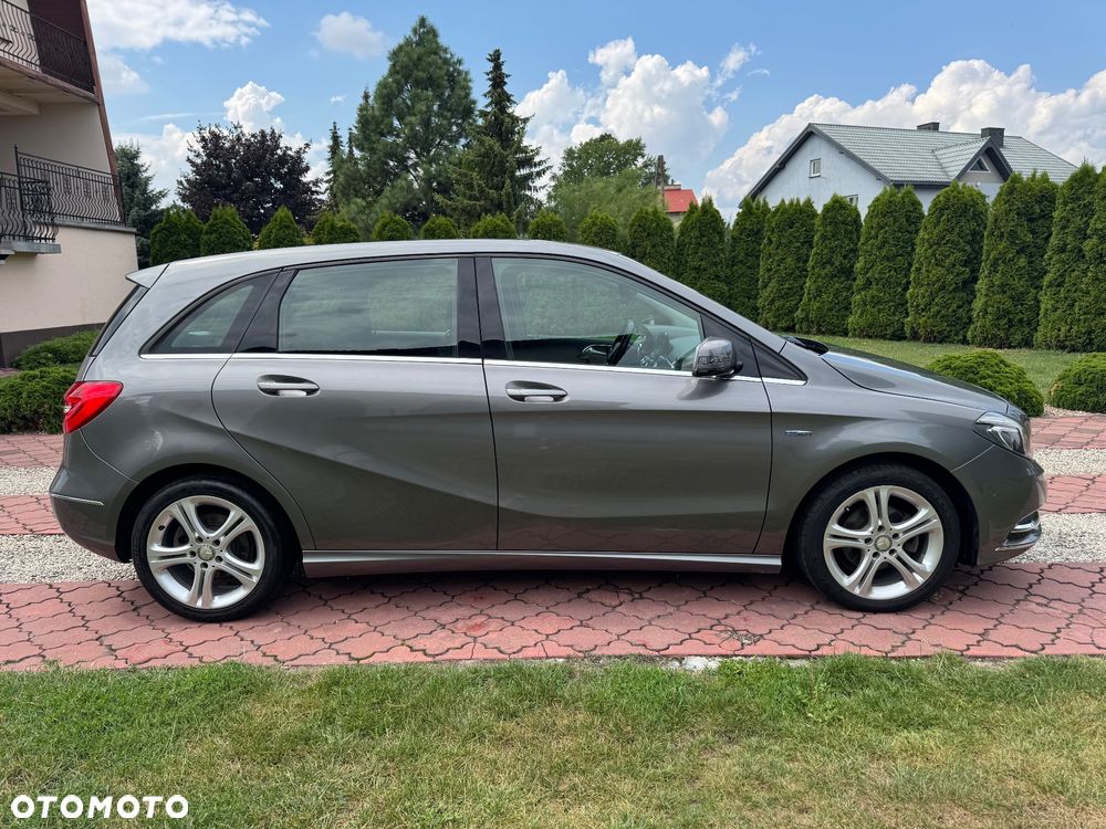 Mercedes-Benz Klasa B 180 CDI (BlueEFFICIENCY) - 12