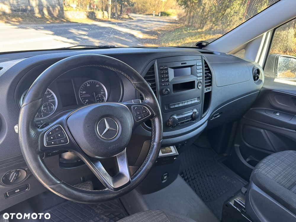 Mercedes-Benz VITO - 12