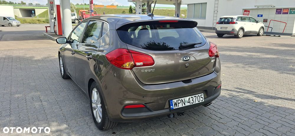 Kia Ceed 1.6 GDI L - 4
