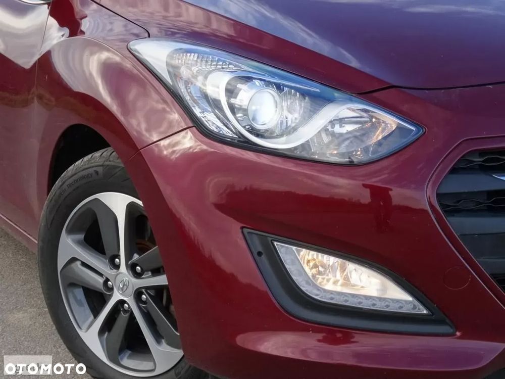 Hyundai i30 1.6 CRDi BlueDrive Premium DCT - 5
