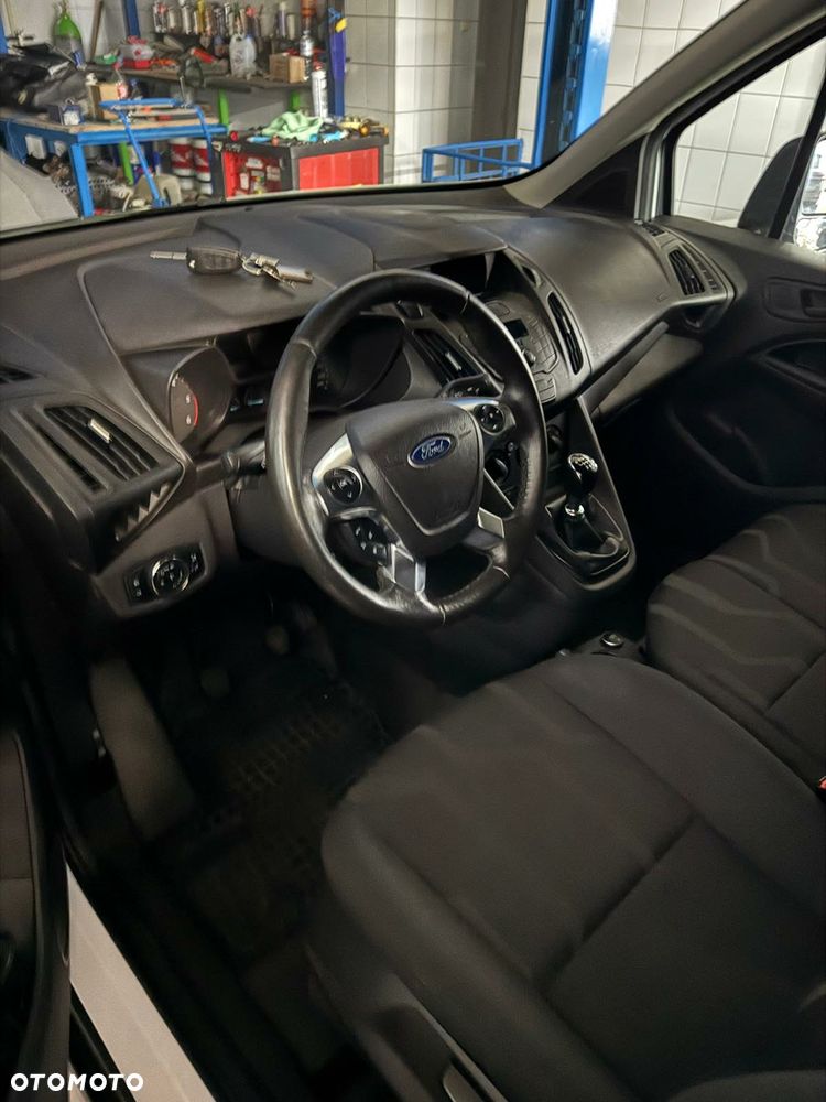 Ford Transit Connect - 7