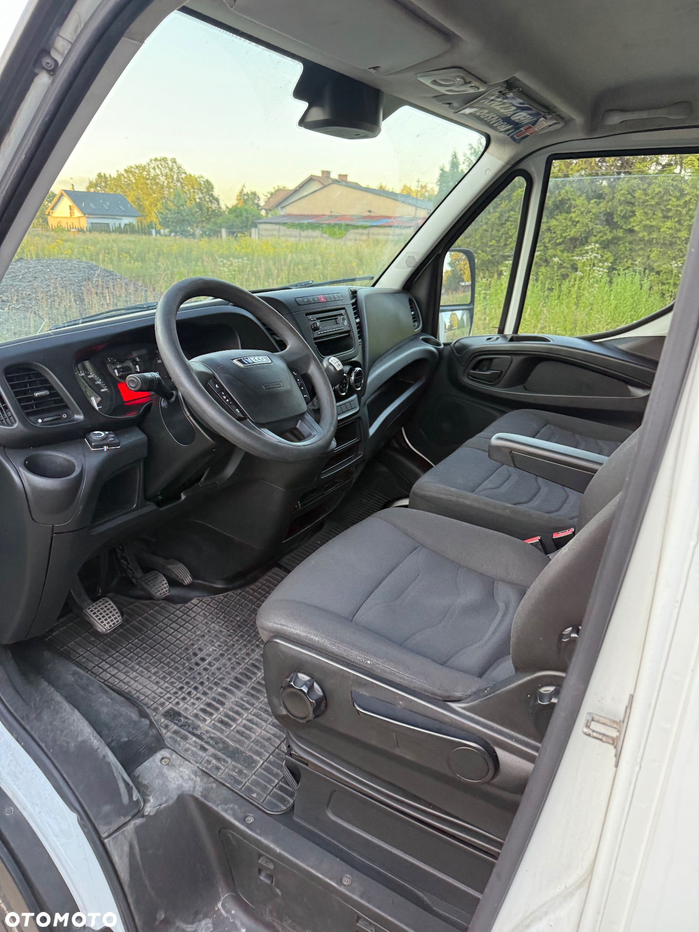 Iveco Daily winda 2,3 kontener - 3