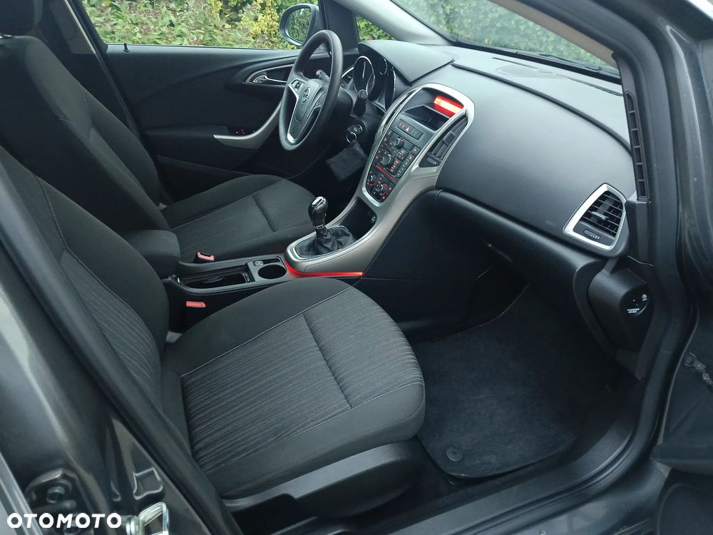 Opel Astra 1.4 Turbo Color Edition - 9