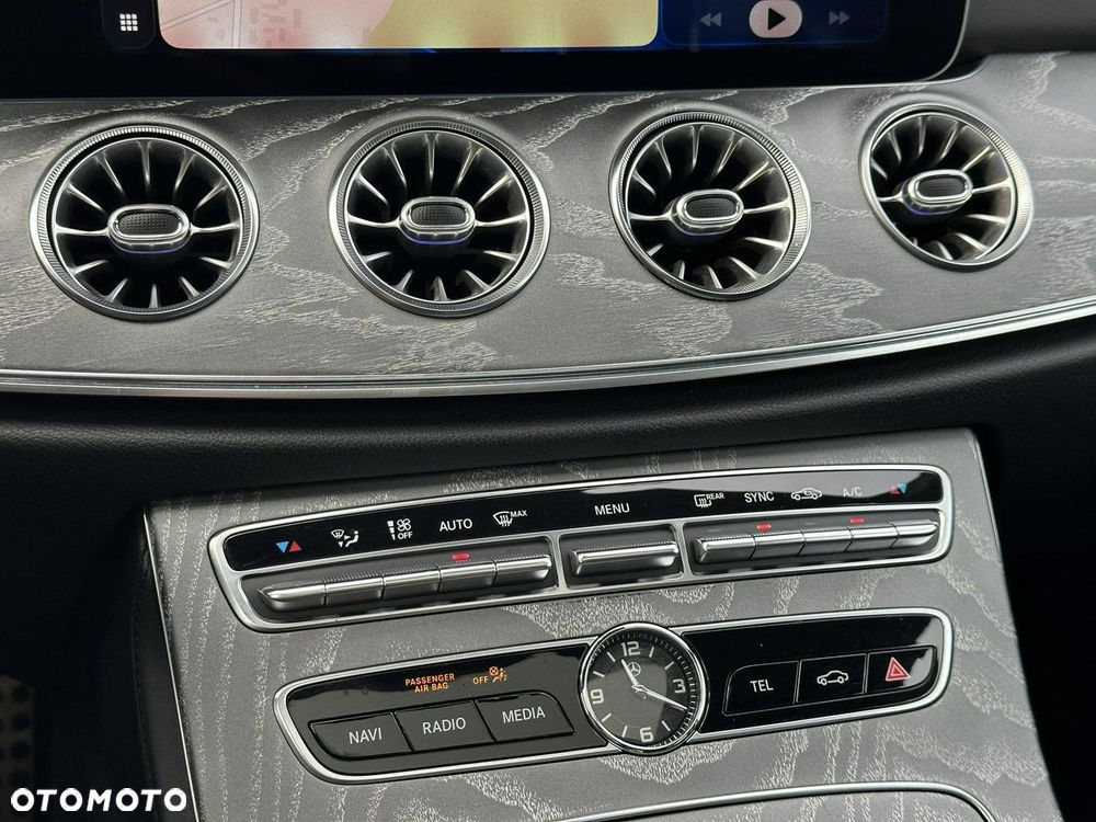 Mercedes-Benz CLS - 31
