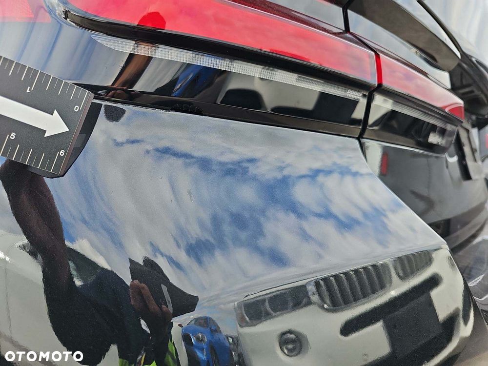 BMW Seria 5 540i xDrive M Sport Edition - 17
