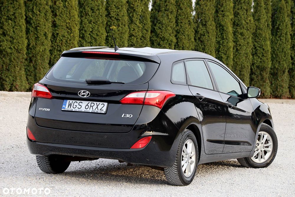 Hyundai i30 i30cw 1.4 CRDi Advantage - 4