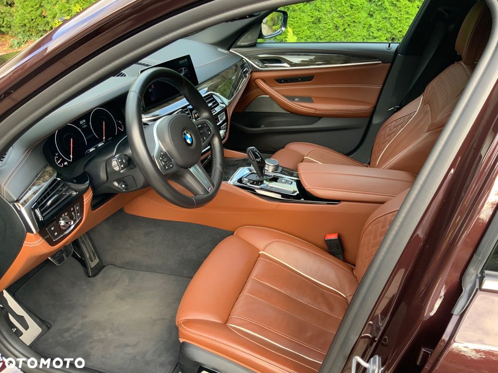 BMW Seria 5 530i M Sport Edition - 13