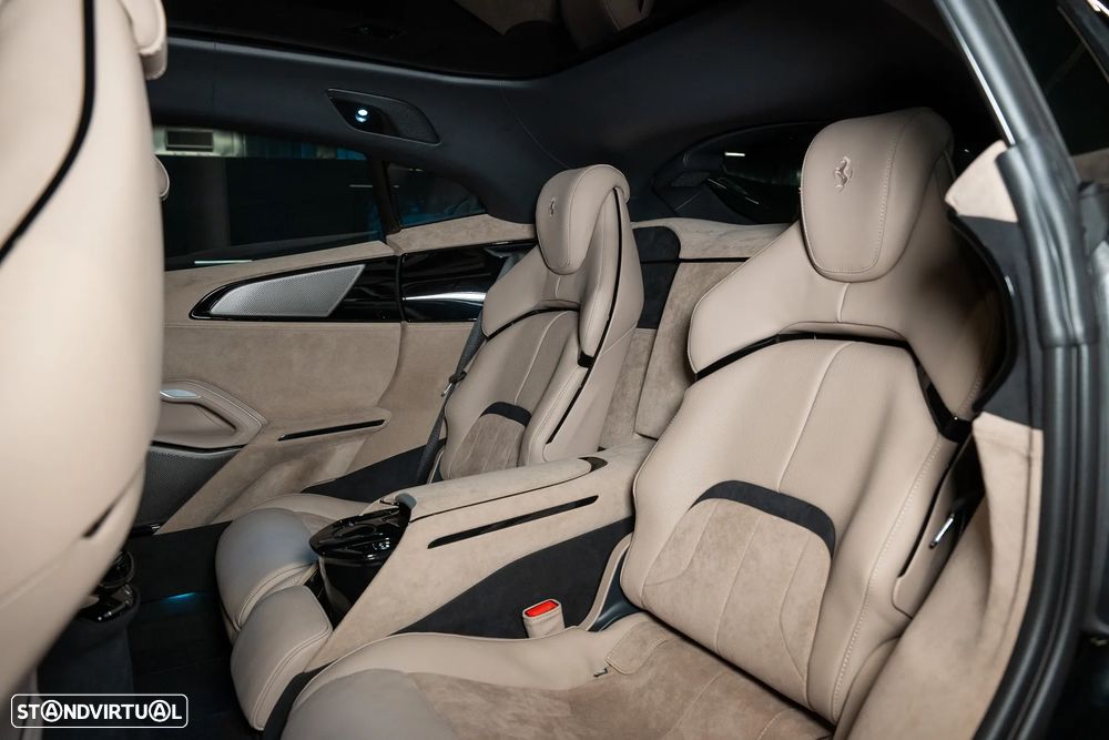 Ferrari Purosangue Standard - 40
