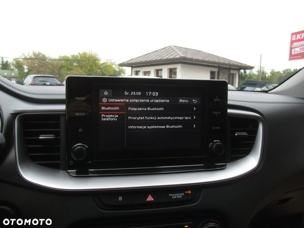 Kia Ceed 1.5 T-GDI M - 23