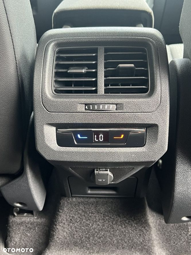 Volkswagen Touran 1.5 TSI EVO Comfortline DSG - 28