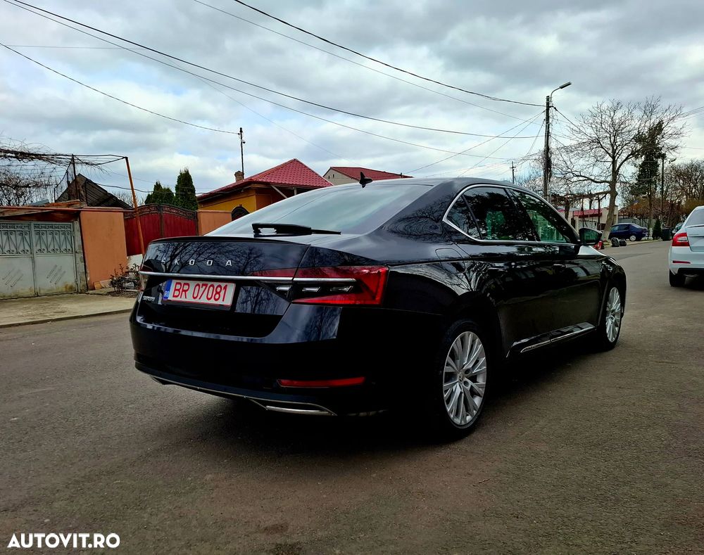 Skoda Superb 2.0 TSI DSG Style - 4