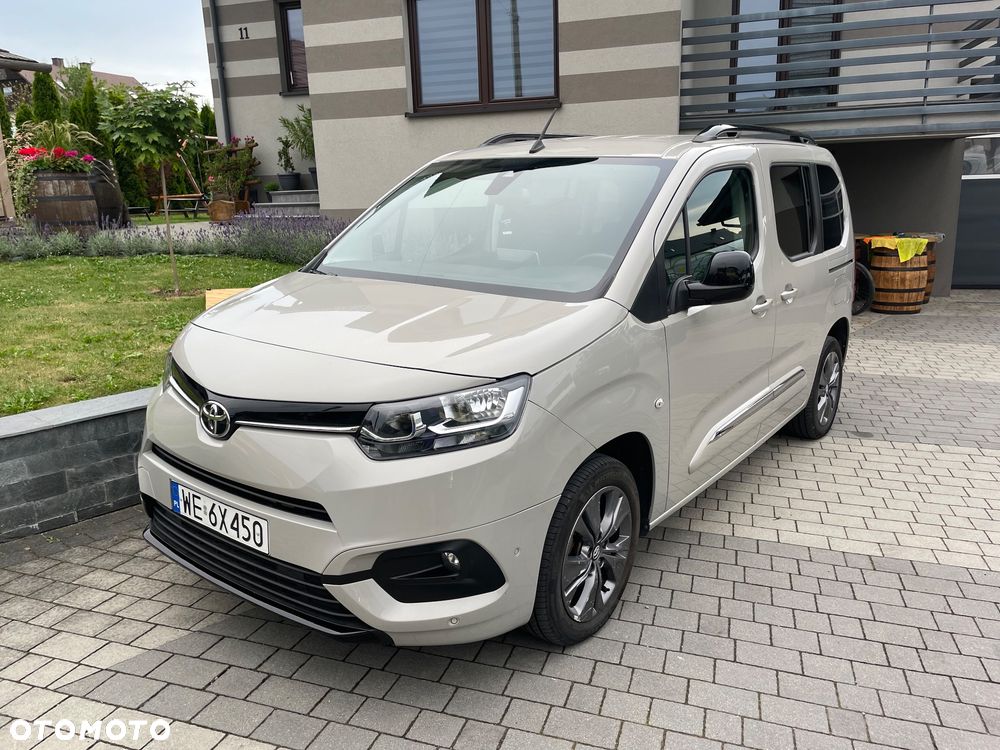 Toyota Proace City Verso 1.2 D-4T Family - 2