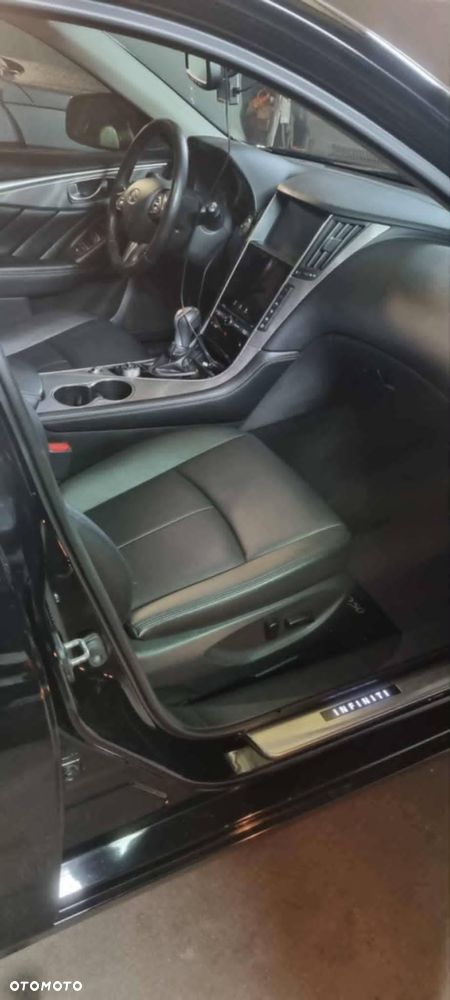 Infiniti Q50 - 12