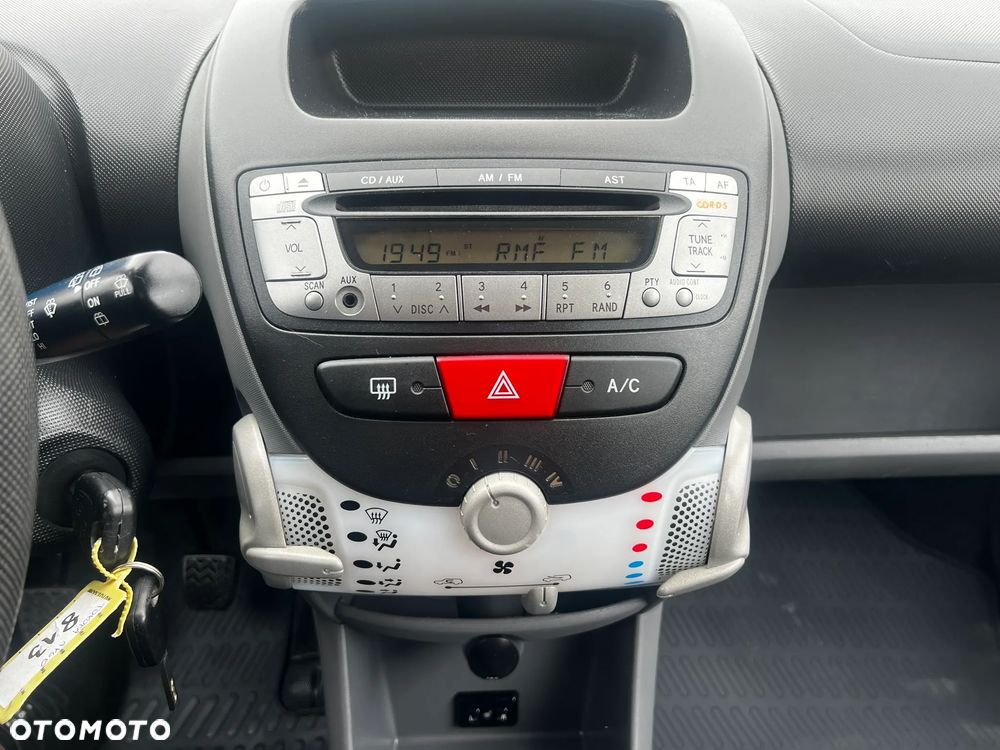 Toyota Aygo - 8