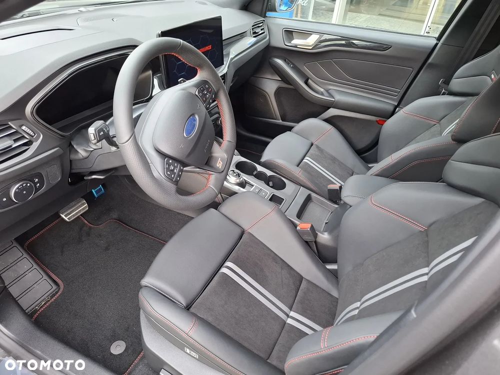 Ford Focus 2.3 EcoBoost ST X - 16