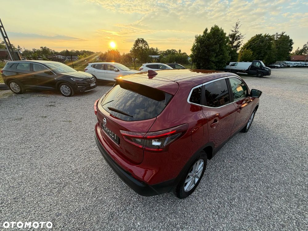 Nissan Qashqai 1.3 DIG-T N-Connecta EU6d - 39