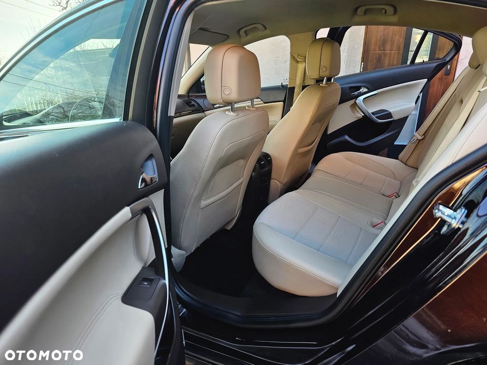 Opel Insignia 2.0 CDTI Cosmo - 10