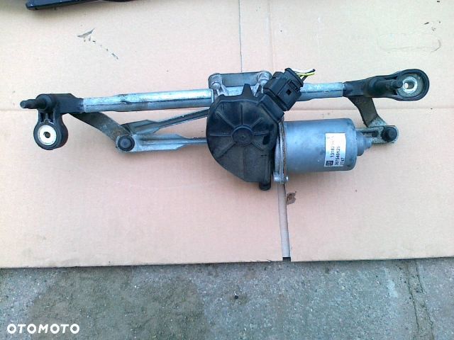 OPEL CORSA D MECHANIZM WYCIERACZEK EUROPA