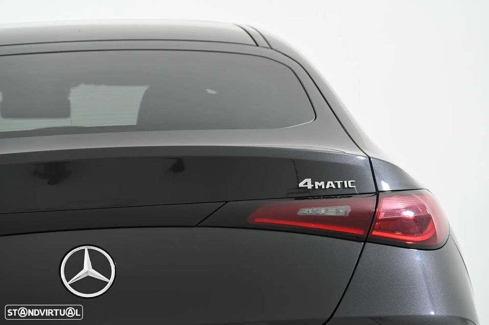 Mercedes-Benz GLC 300 de Coupe 4Matic - 12