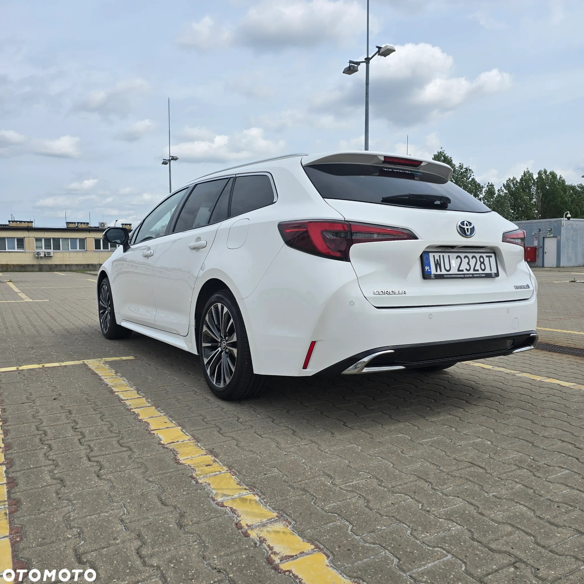 Toyota Corolla - 10