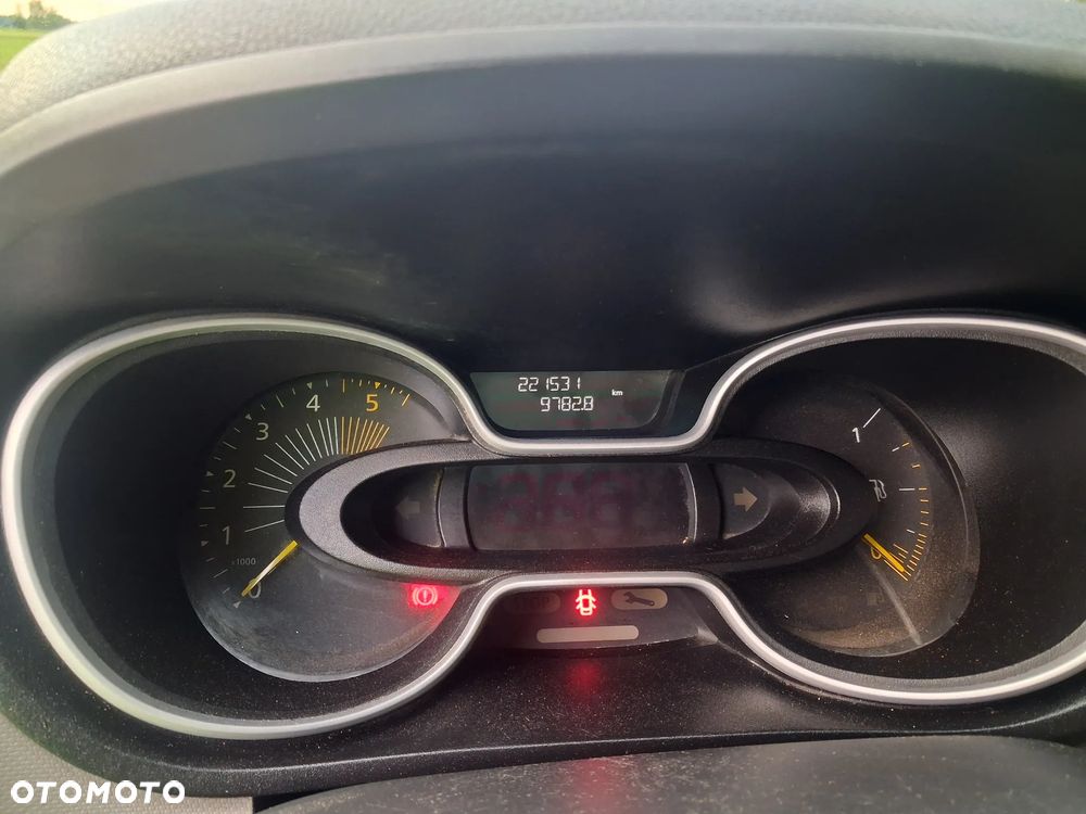 Renault Trafic - 18
