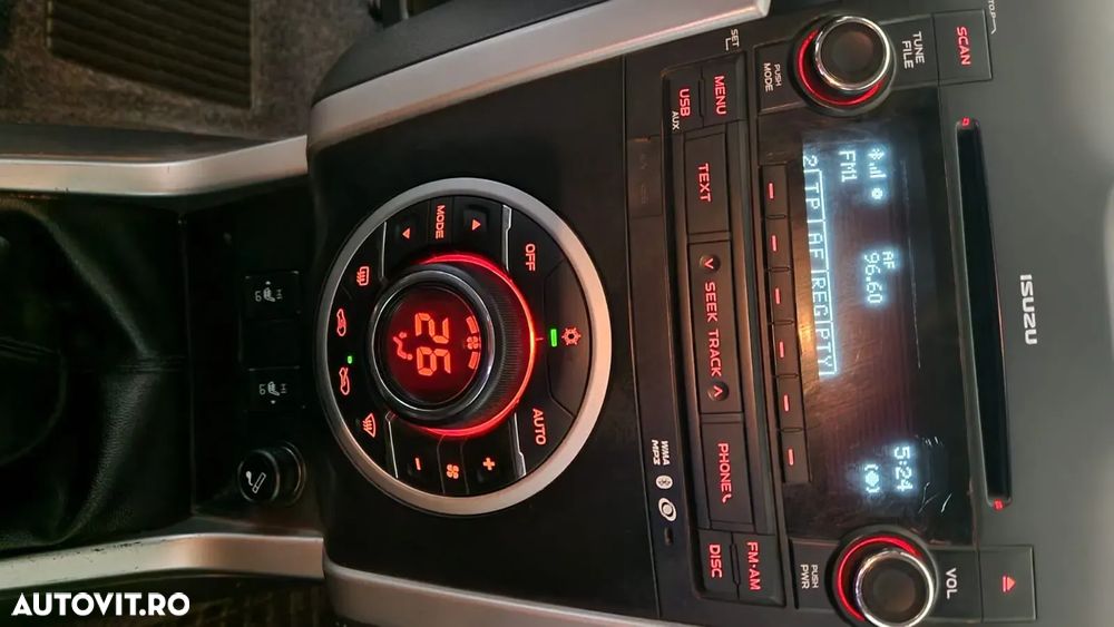 Isuzu D-Max 4x4 Double Cab Premium - 2