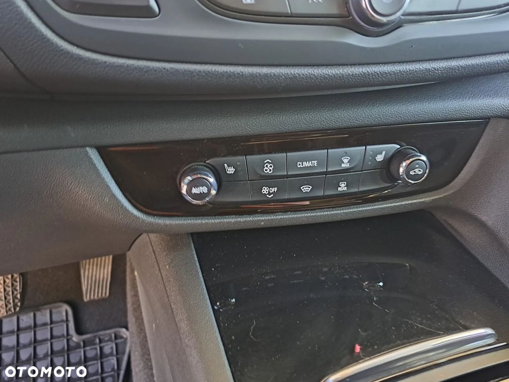Opel Insignia 2.0 CDTI Exclusive S&S - 13