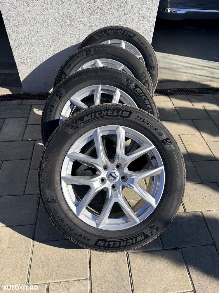 Volvo XC 60 Recharge T8 AWD AT Ultimate Bright - 11